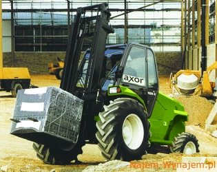 Wózek widłowy 2,0 T 4x4