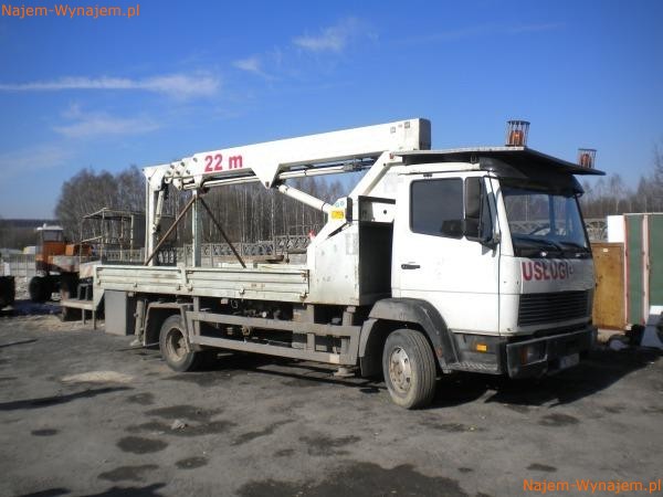 Podnośnik koszowy Mercedes Bizzocchi Oleodinamica 814