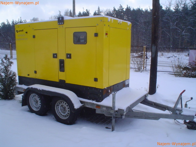 Agregat prądotwórczy 100kW w obudowie wyciszony