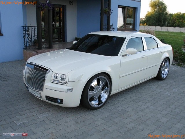 Chrysler 300c Louis Vuitton `22