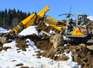 Wynajmę koparkę kroczącą Menzi Muck z operatorem