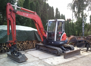 wynajem Minikoparka KUBOTA 161-3a 
