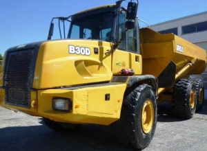 Wynajem wozidła BELL B30D, VOLVO