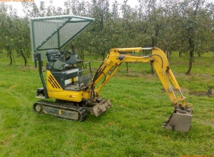 wynajem Minikoparka NEW HOLLAND E9SR