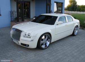 Chrysler 300c Louis Vuitton `22